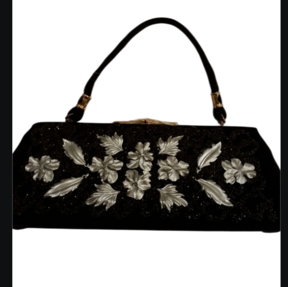 STUNNING BLACK SILVER‎ FLORAL BEADED BAG